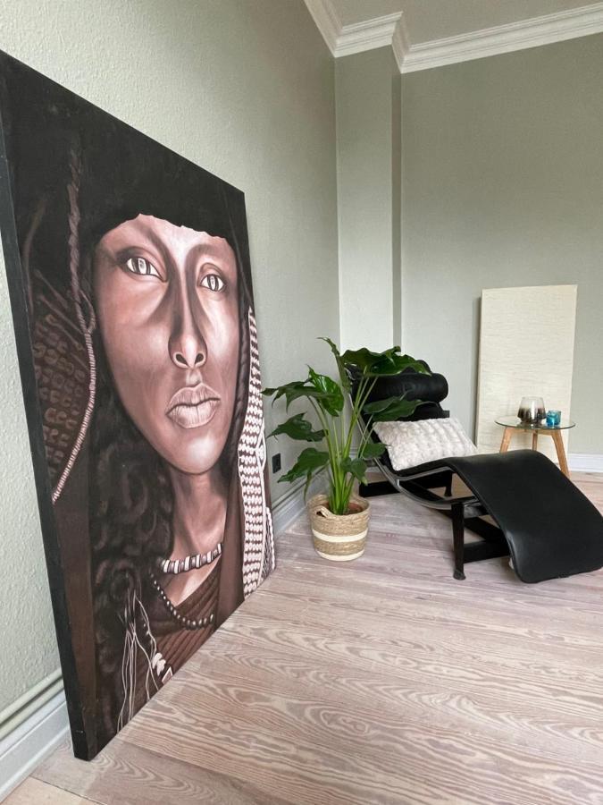 Schoene Grosse 4 Zimmer-Altbauwohnung Kiel Extérieur photo
